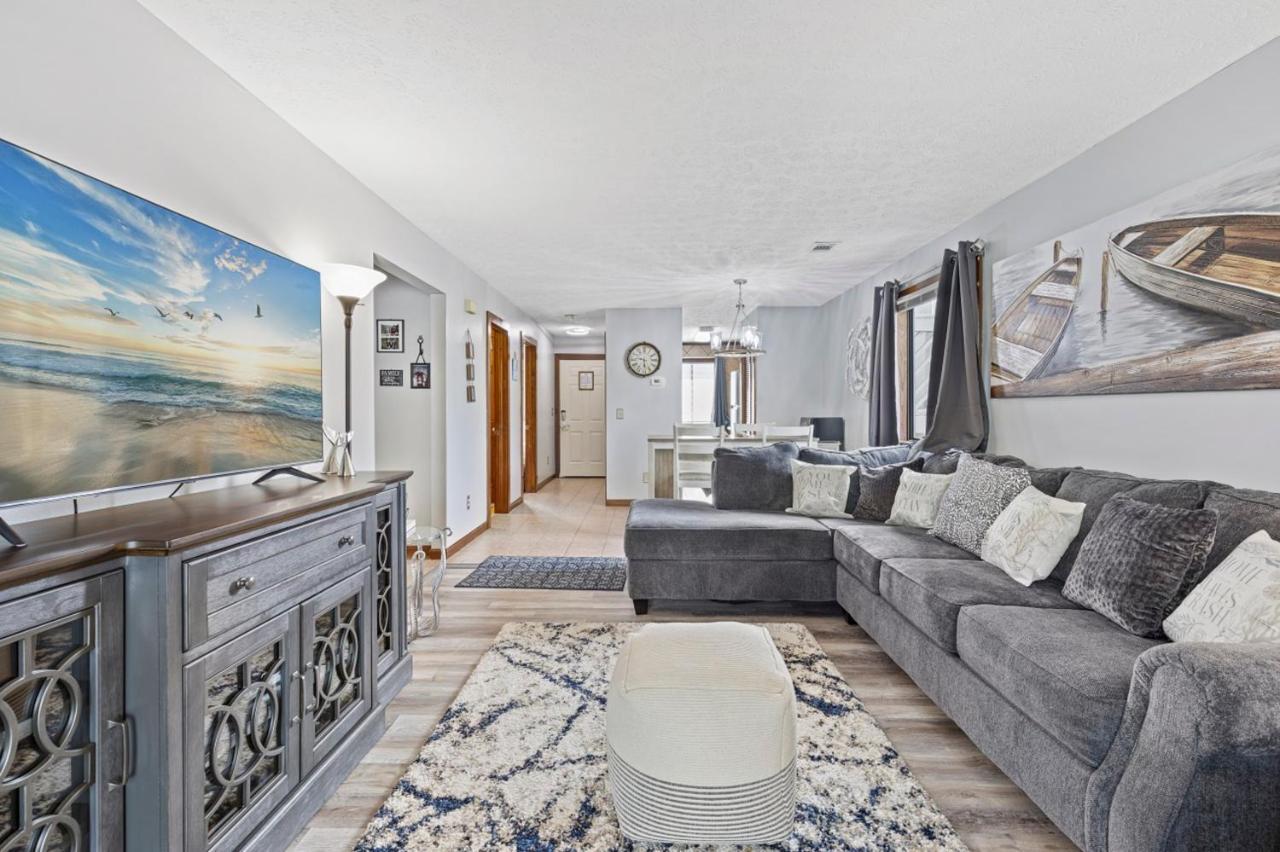 Spacious Modern Condo - 1St Floor - One Block To The Beach Myrtle Beach Extérieur photo