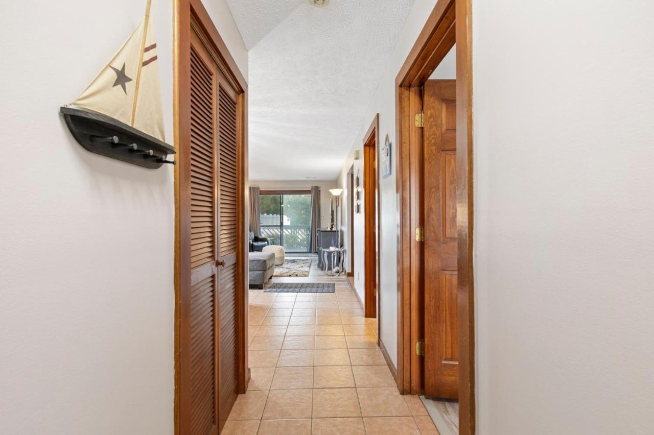 Spacious Modern Condo - 1St Floor - One Block To The Beach Myrtle Beach Extérieur photo