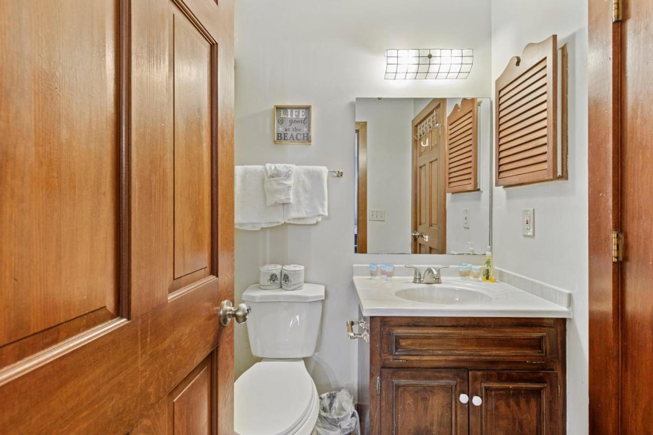 Spacious Modern Condo - 1St Floor - One Block To The Beach Myrtle Beach Extérieur photo